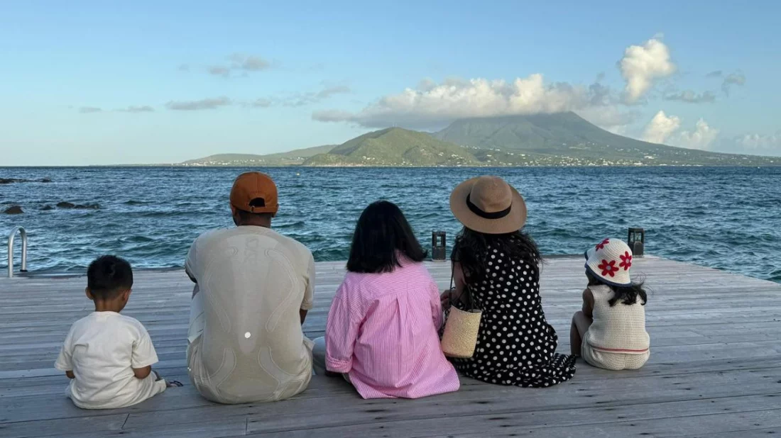 সিপিএলে খেলার ফাঁকে পরিবারের সঙ্গে সাকিবের সমুদ্র বিলাস